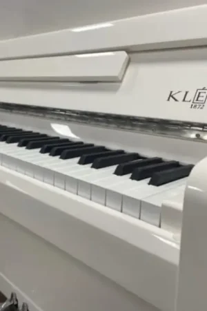 Piano droit Kleber E110 Blanc Brillant | Coup de cœur