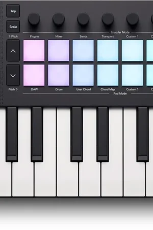En stock - Novation LAUNCHKEY-MN25-MK4
